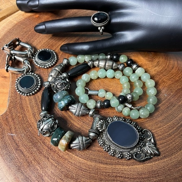 Jewelry - onyx and silver vintage, necklace, clip-on earrings and ring.